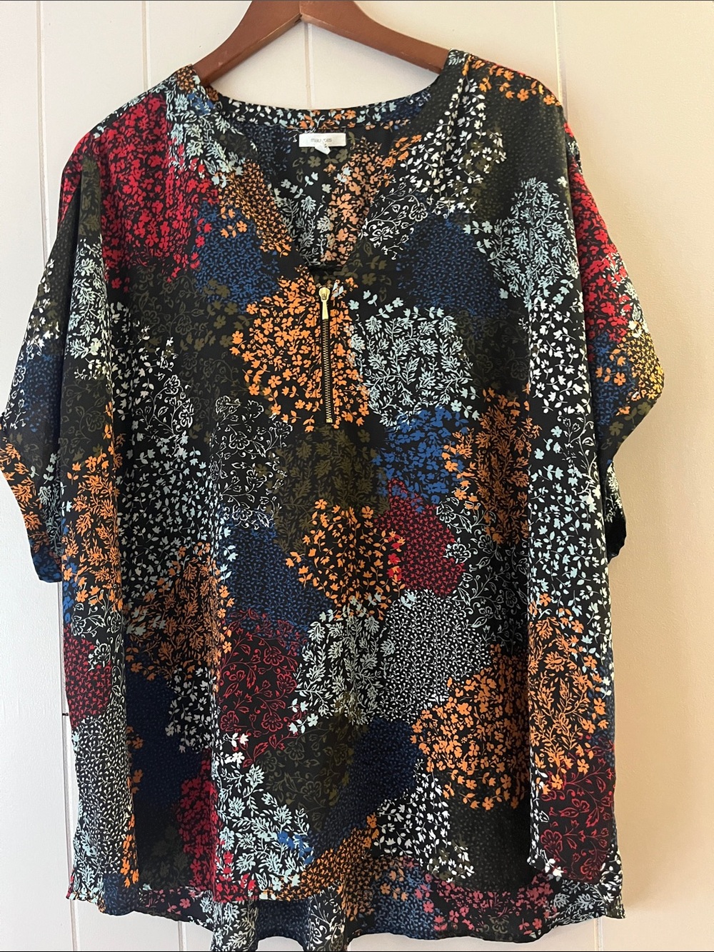 Maurices Black Patchwork Floral V-Neck Tunic with Zip